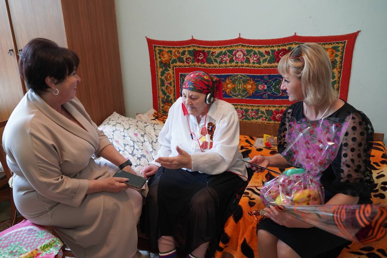 Глава округа посетила тружеников тыла.
