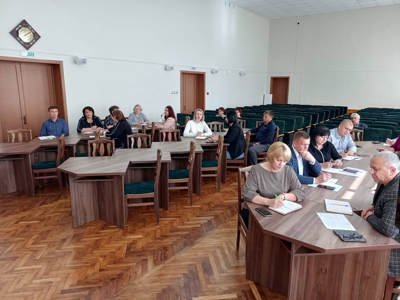 Планерка администрации округа.