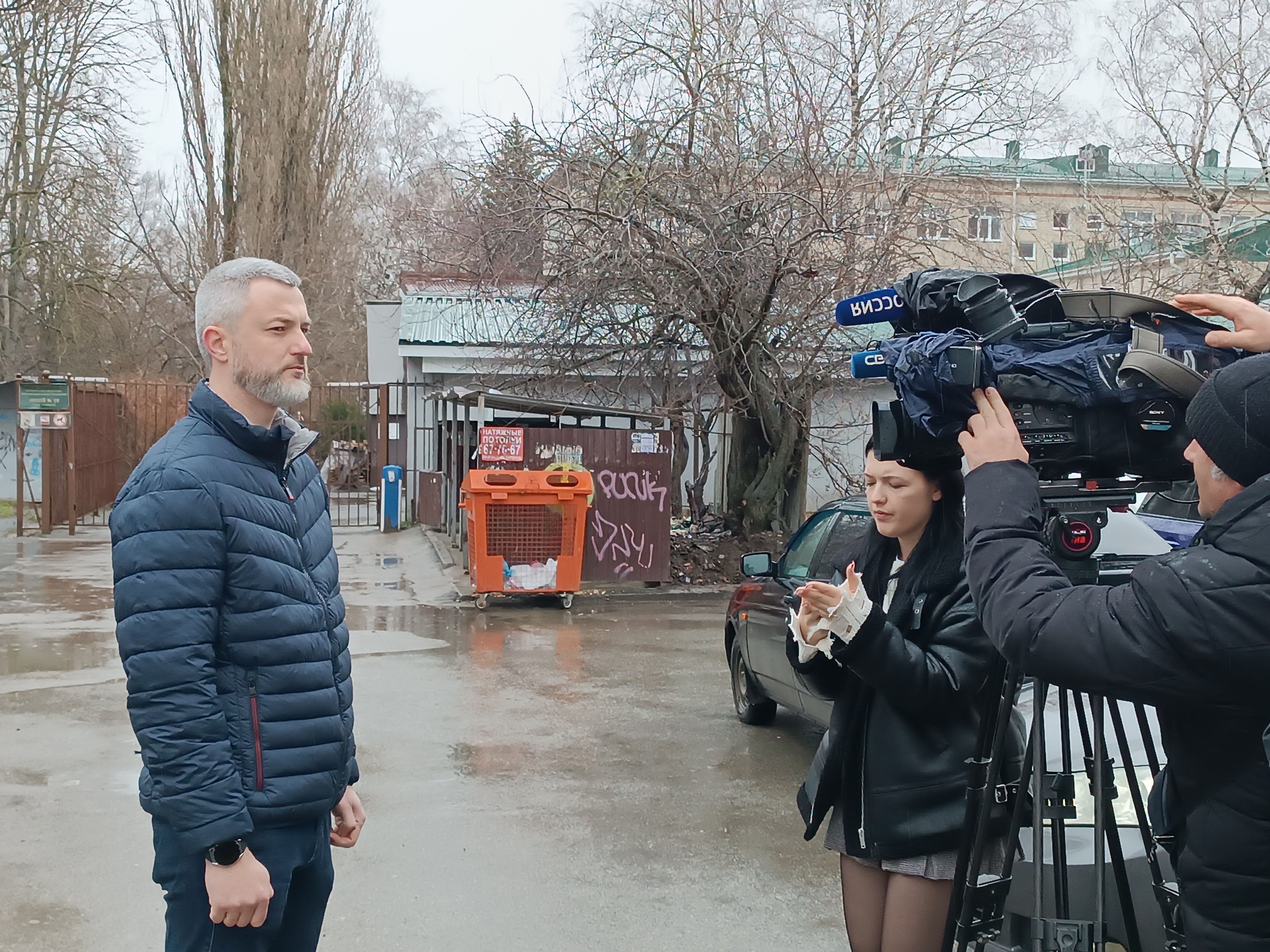 Проверка проведена: мусор вывозится в соответствии с графиком.