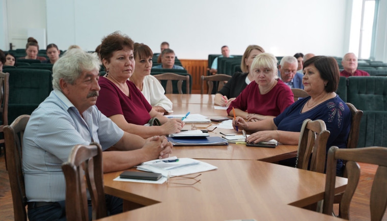 Расширенная планерка администрации округа. Расширенная планерка администрации округа.