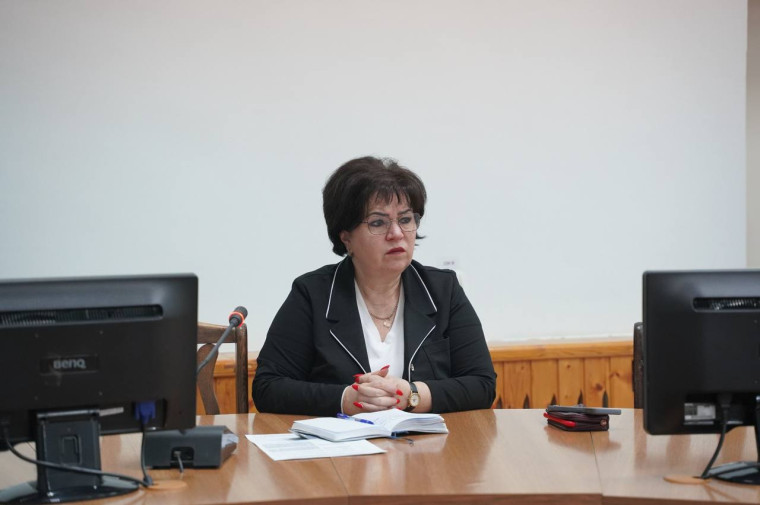 Планёрка в администрации округа. Планёрка в администрации округа.