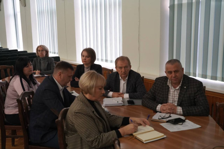 Планерка новой рабочей недели. Планерка новой рабочей недели.
