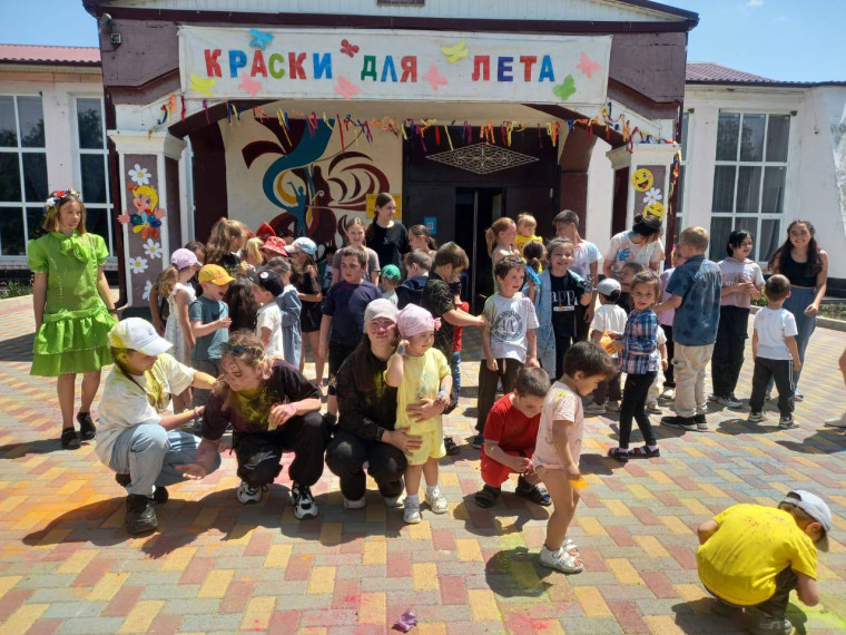 Праздничные мероприятия в школах Андроповского округа. Праздничные мероприятия в школах Андроповского округа.
