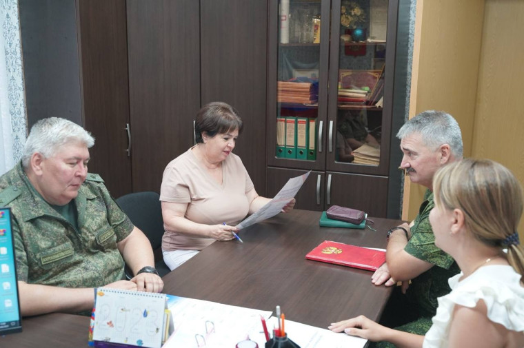 Военный комиссар Ставропольского края посетил Андроповский округ. Военный комиссар Ставропольского края посетил Андроповский округ.
